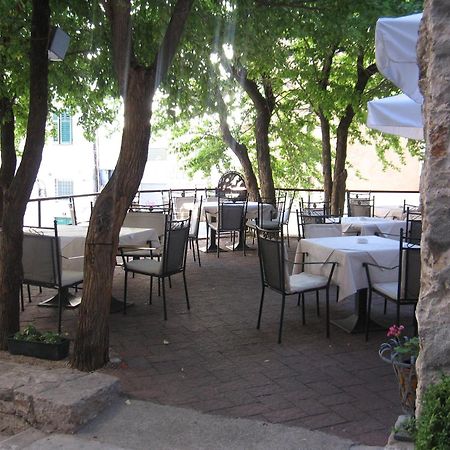 Hotel Pansion Šibenik Exterior foto